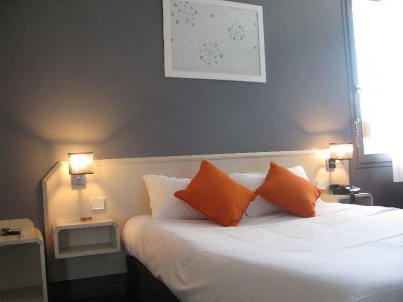 Greet Hotel Massieux Lyon Nord Eksteriør bilde